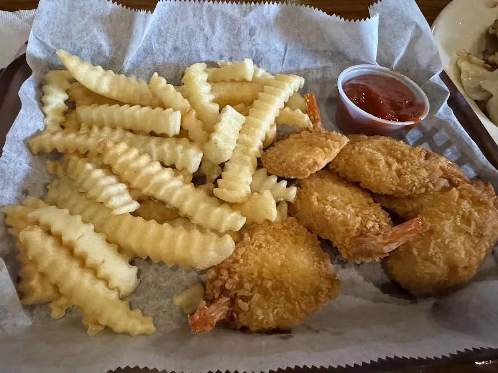 Shrimp Basket with Fries